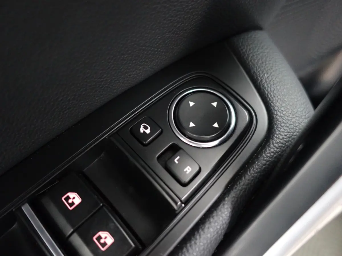 1.0 T-GDi DynamicPlusLine- Stuur/Stoelverwarming, Camera, Carplay, Android Auto, Keyless, Lane Assist