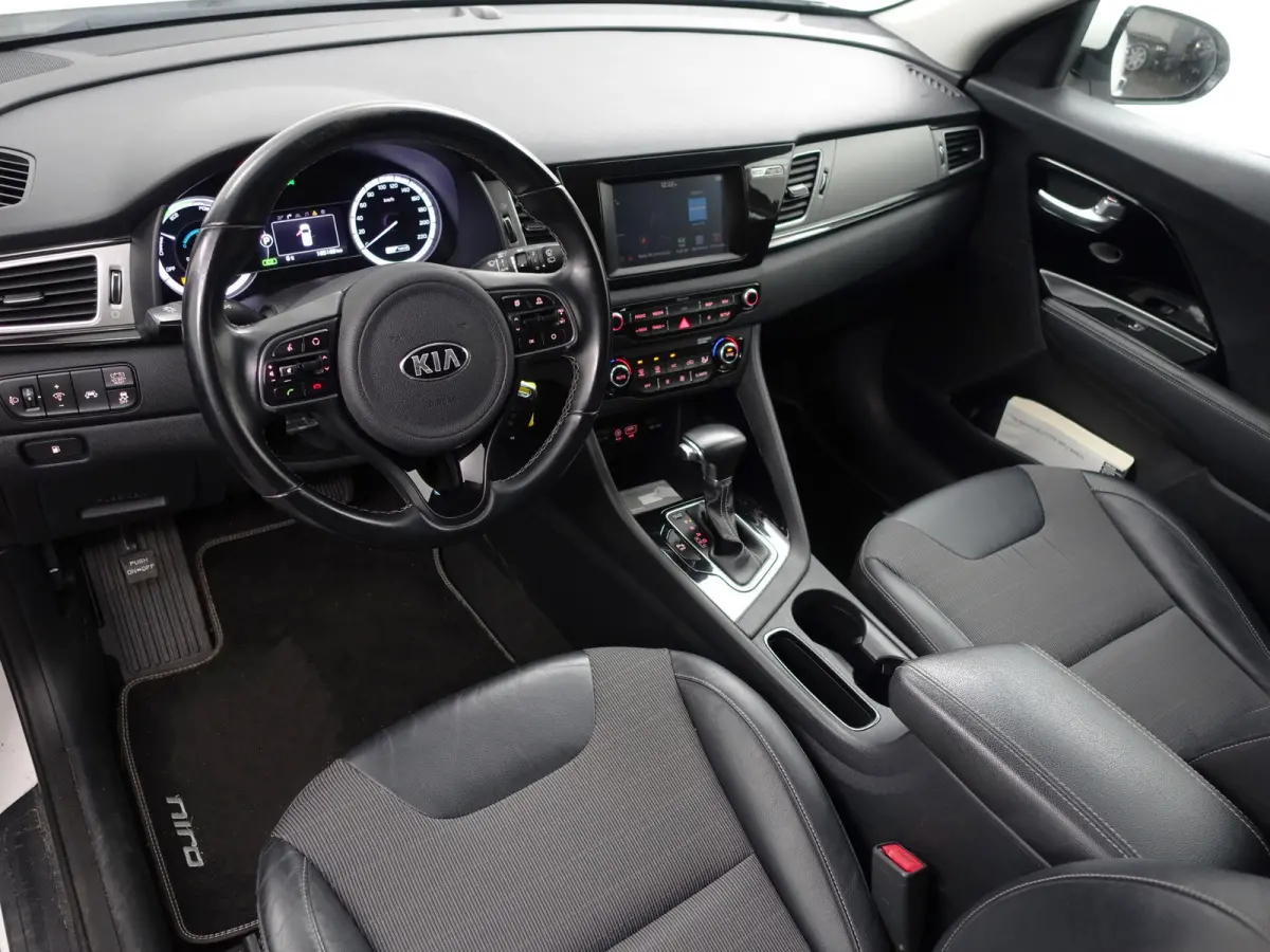 1.6 GDi Hybrid ExecutiveLine- Carplay, Android Auto, Camera, Leder Interieur, Lane Assist, Xenon Led, Trekhaak