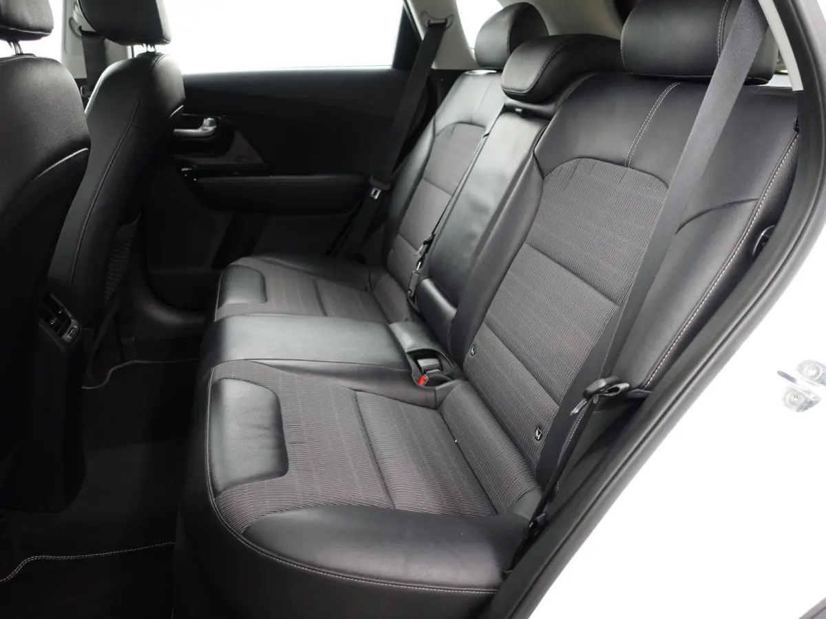 1.6 GDi Hybrid ExecutiveLine- Carplay, Android Auto, Camera, Leder Interieur, Lane Assist, Xenon Led, Trekhaak
