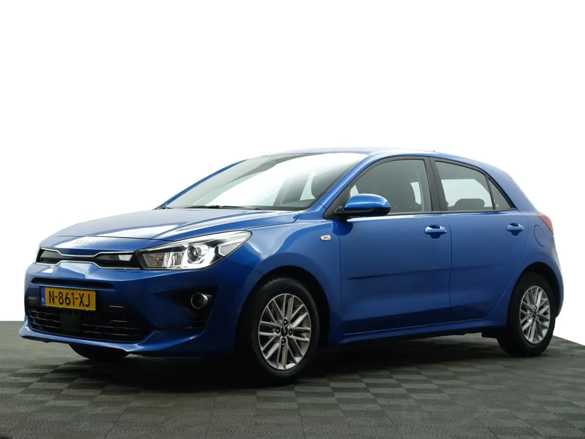 1.0 T-GDi MHEV DynamicLine- Xenon Led, Park Assist, Dynamic Select, Lane Assist, Clima
