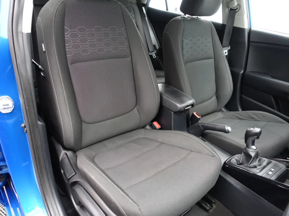 1.0 T-GDi MHEV DynamicLine- Xenon Led, Park Assist, Dynamic Select, Lane Assist, Clima
