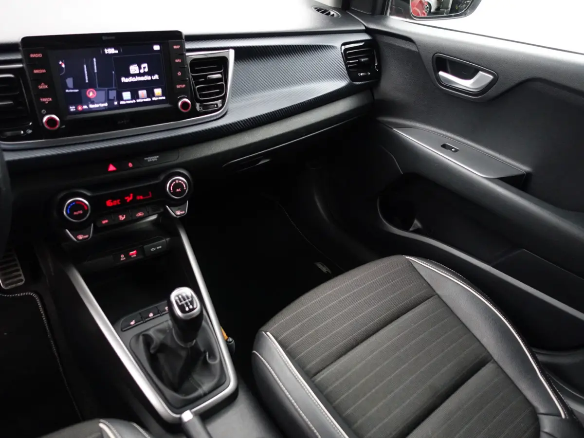 1.0 TGDI GT-Line Blackpack- Xenon Led, Camera, Stuur/Stoelverwarming, Lane Assist, Keyless