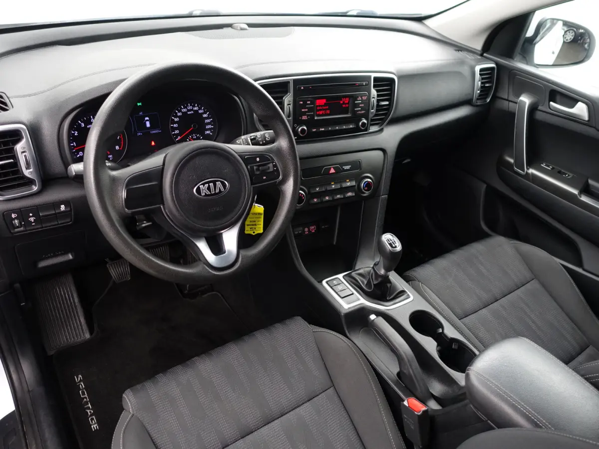 1.6 GDI EconomyLine- Nap 124dkm, Privacy Glass, Clima, Comfort Interieur, AUX