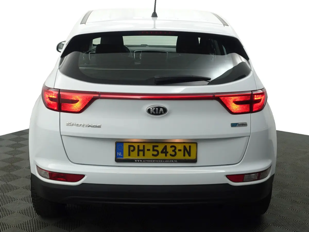 1.6 GDI EconomyLine- Nap 124dkm, Privacy Glass, Clima, Comfort Interieur, AUX