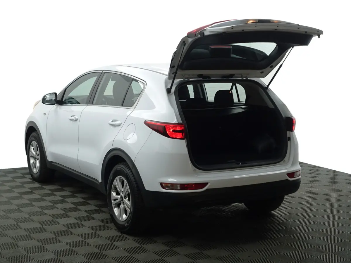 1.6 GDI EconomyLine- Nap 124dkm, Privacy Glass, Clima, Comfort Interieur, AUX