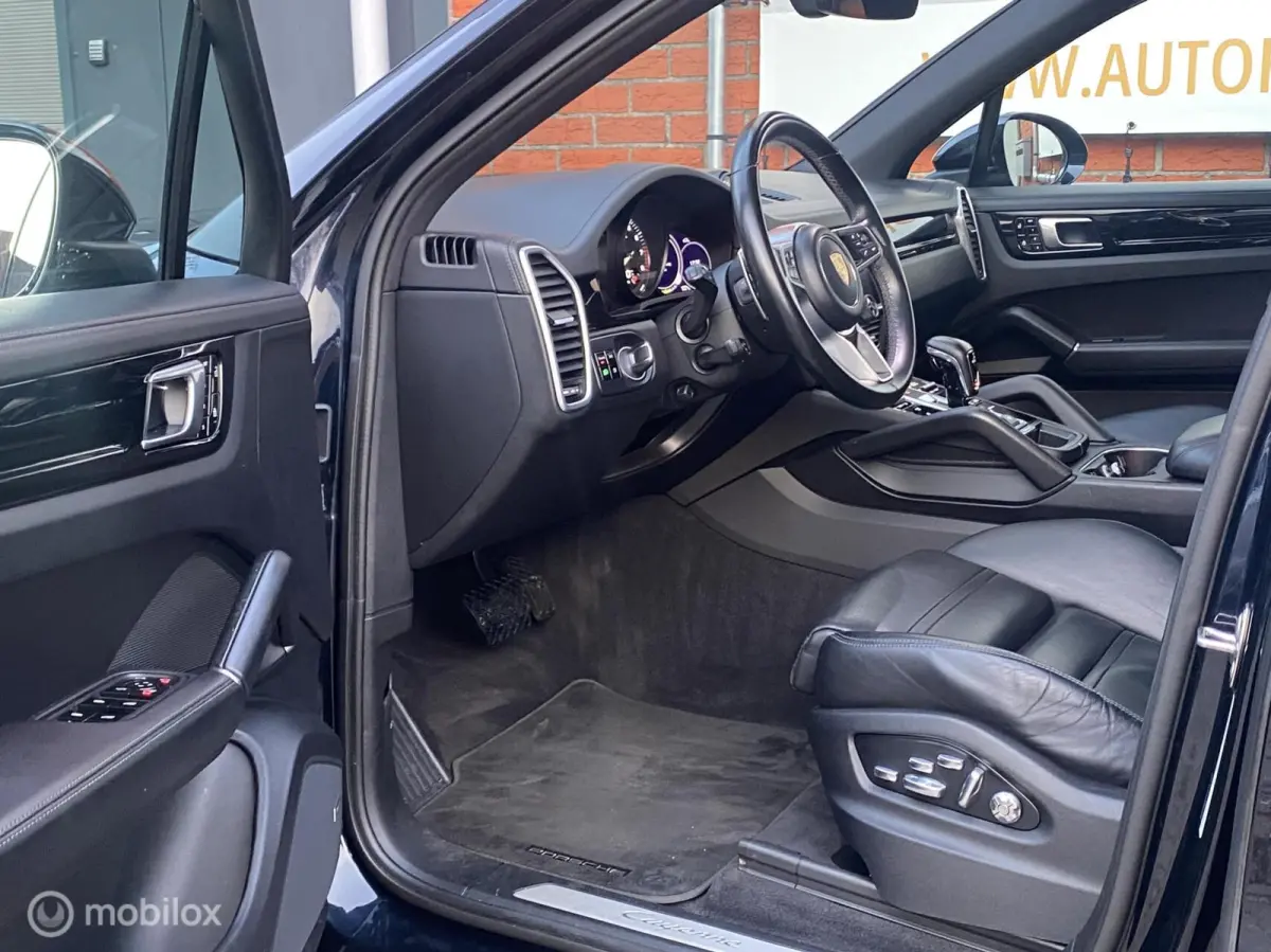 3.0 E-Hybrid PANO LUCHT BTW NL-AUTO
