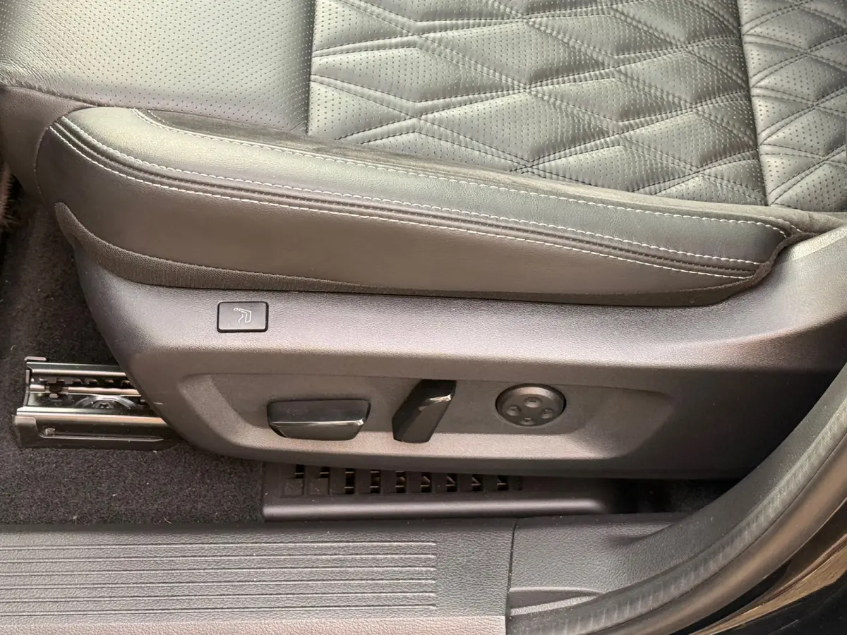 1.3 MHEV Xtronic Tekna Plus I Massage I H.U.D I BOSE I Matrix Led