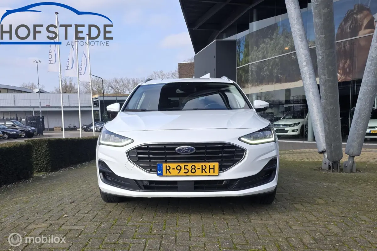 1.0 EcoBoost Hybrid | Sync 4 | Facelift