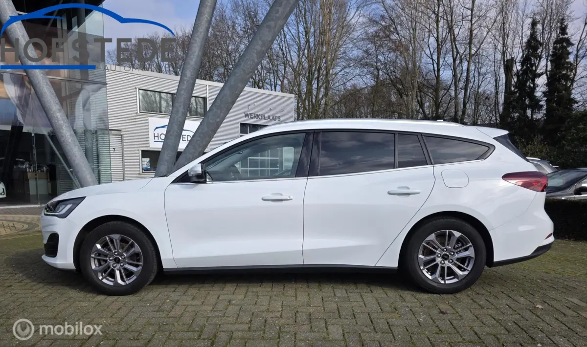 1.0 EcoBoost Hybrid | Sync 4 | Facelift