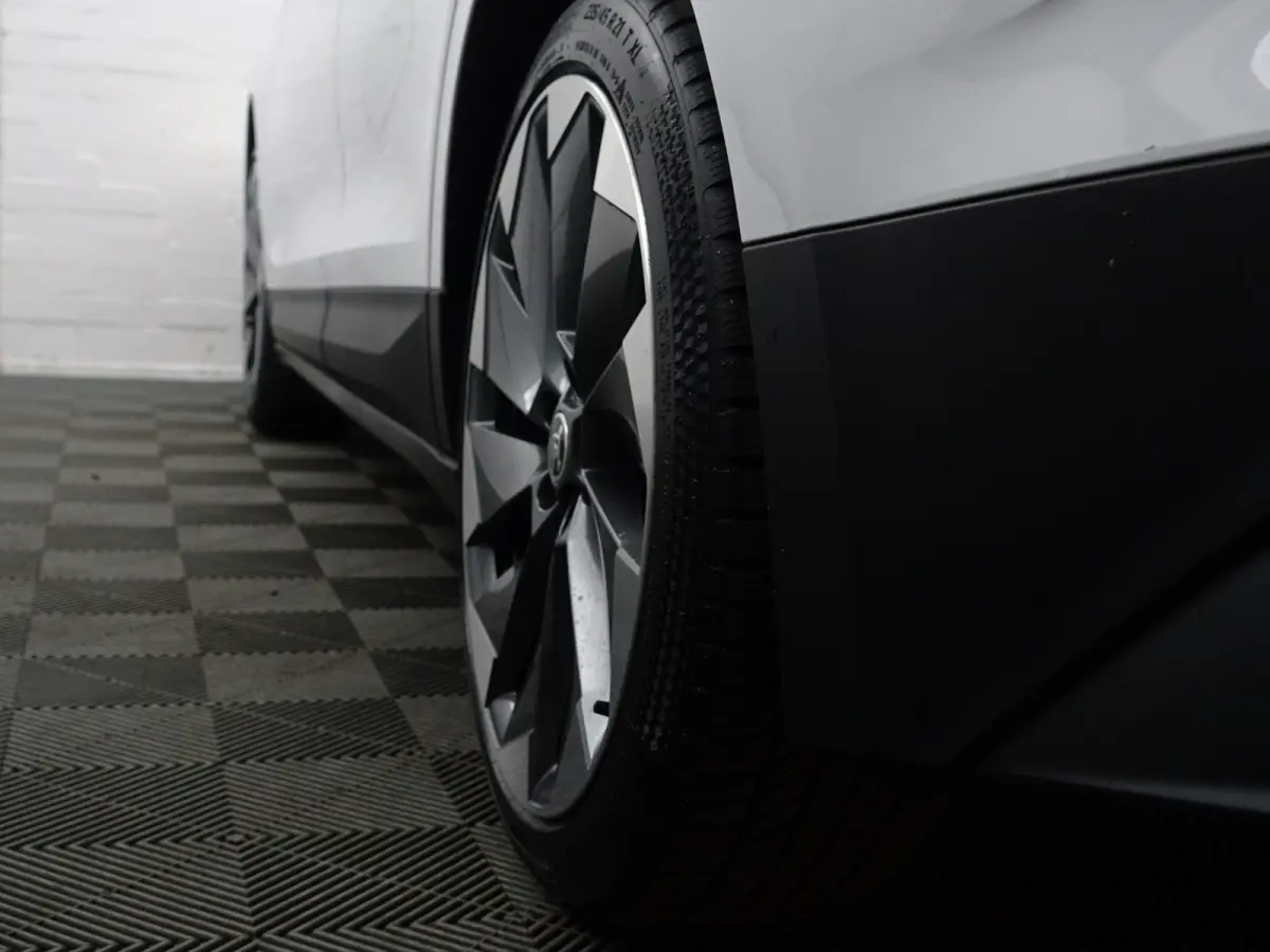 60+ Sportline- Warmtepomp, Design Leder Interieur, Sfeerverlichting, Standkachel, Xenon Led