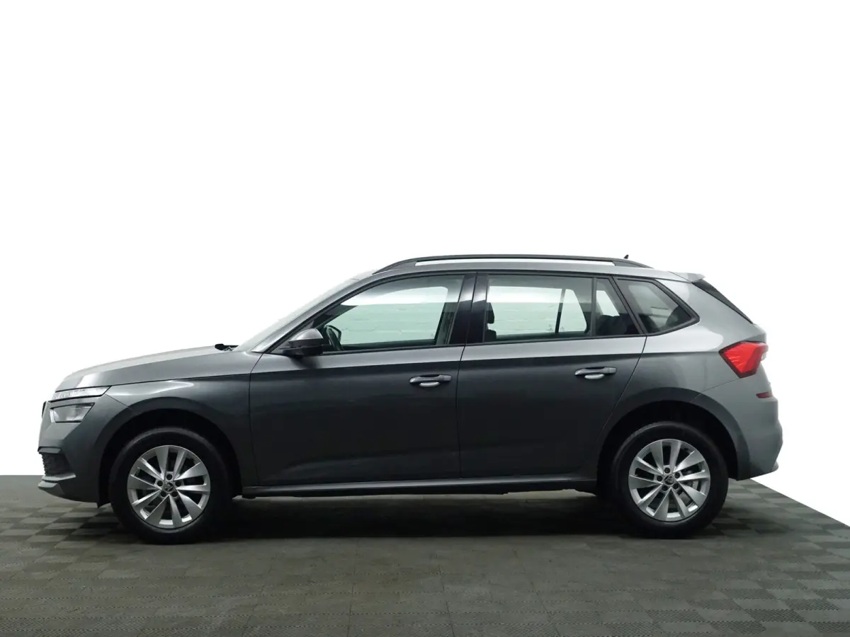 1.0 TSI Sport Business Aut- Carplay, Android Auto, Led, Stoelverwarming, Lane Assist, Privacy Glass