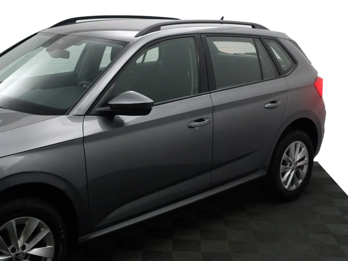 1.0 TSI Sport Business Aut- Carplay, Android Auto, Led, Stoelverwarming, Lane Assist, Privacy Glass