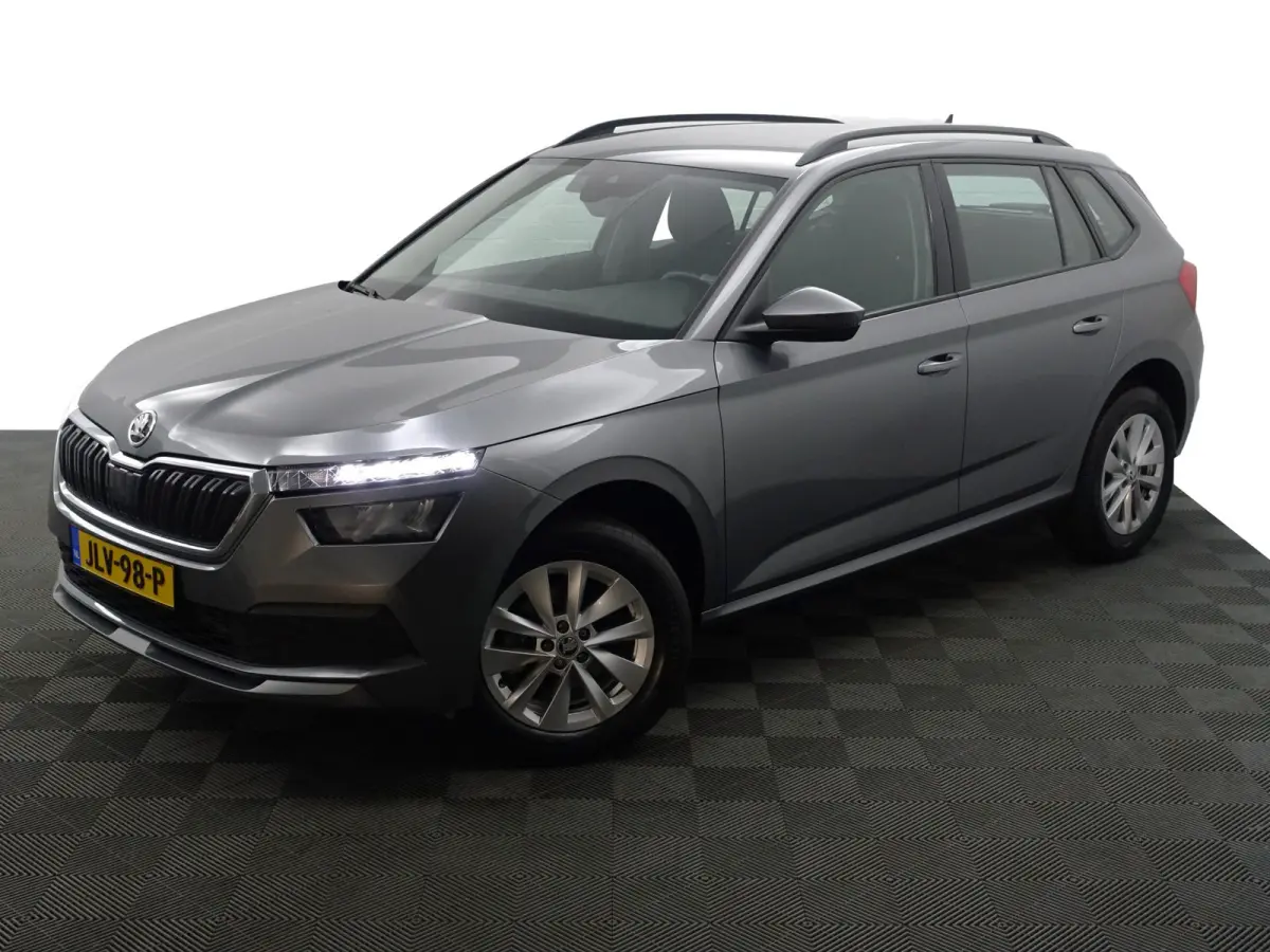 1.0 TSI Sport Business Aut- Carplay, Android Auto, Stoelverwarming, Keyless, Park Assist, Lane Assist