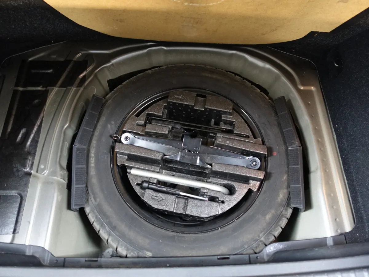 1.0 TSI Sport Business Aut- Carplay, Android Auto, Stoelverwarming, Keyless, Park Assist, Lane Assist