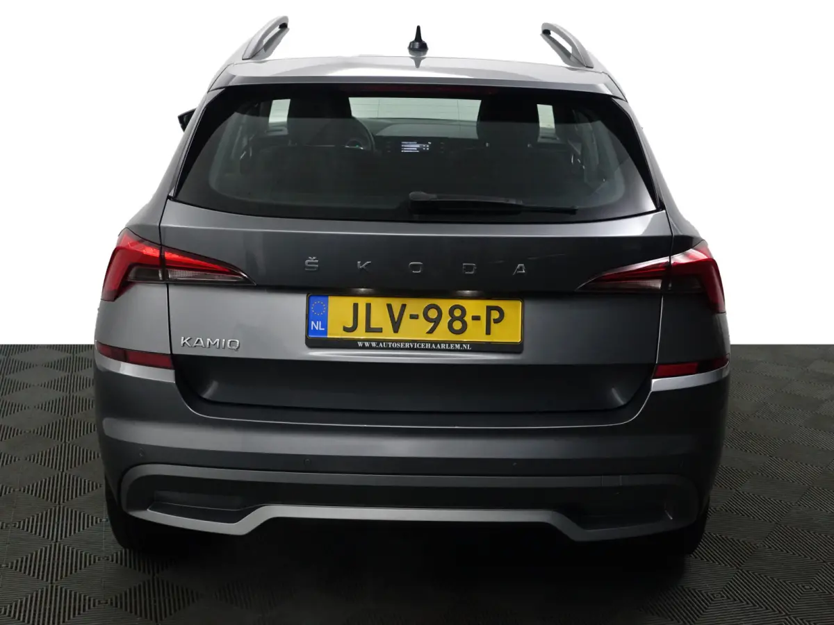 1.0 TSI Sport Business Aut- Carplay, Android Auto, Stoelverwarming, Keyless, Park Assist, Lane Assist