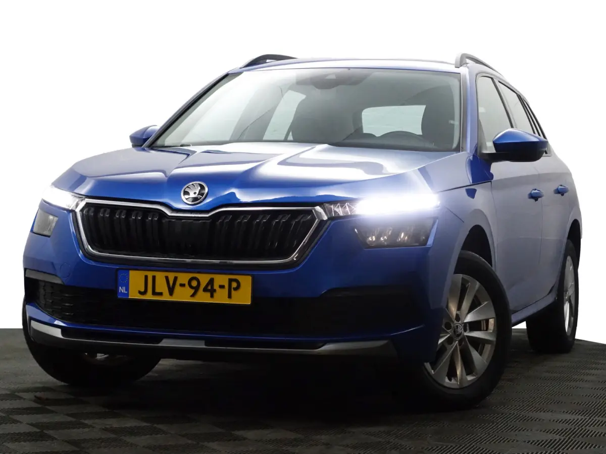 1.0 TSI Sport Business Aut- Carplay, Android Auto, Xenon Led, Keyless, Stoelverwarming, Lane Assist