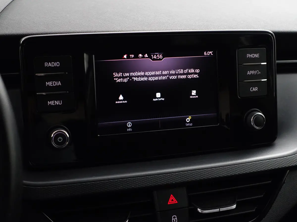 1.0 TSI Sport Business Aut- Carplay, Android Auto, Xenon Led, Keyless, Stoelverwarming, Lane Assist