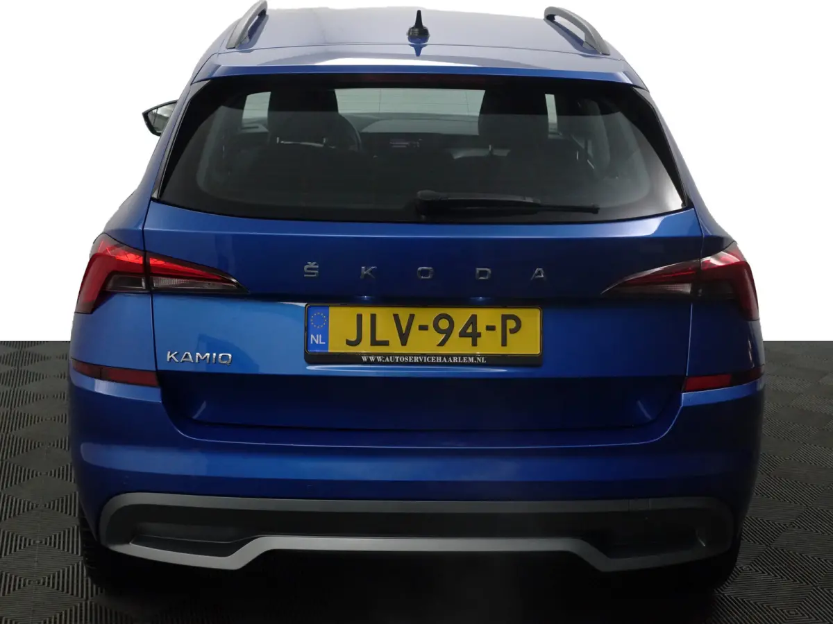 1.0 TSI Sport Business Aut- Carplay, Android Auto, Xenon Led, Keyless, Stoelverwarming, Lane Assist