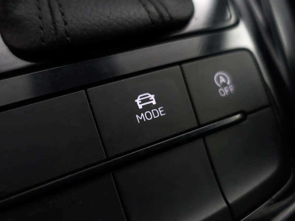 1.5 TSI ACT Business Editon+ Aut- RS Sport Interieur, Panoramadak, CarPlay, Xenon Led, Dynamic Select, Park Assist