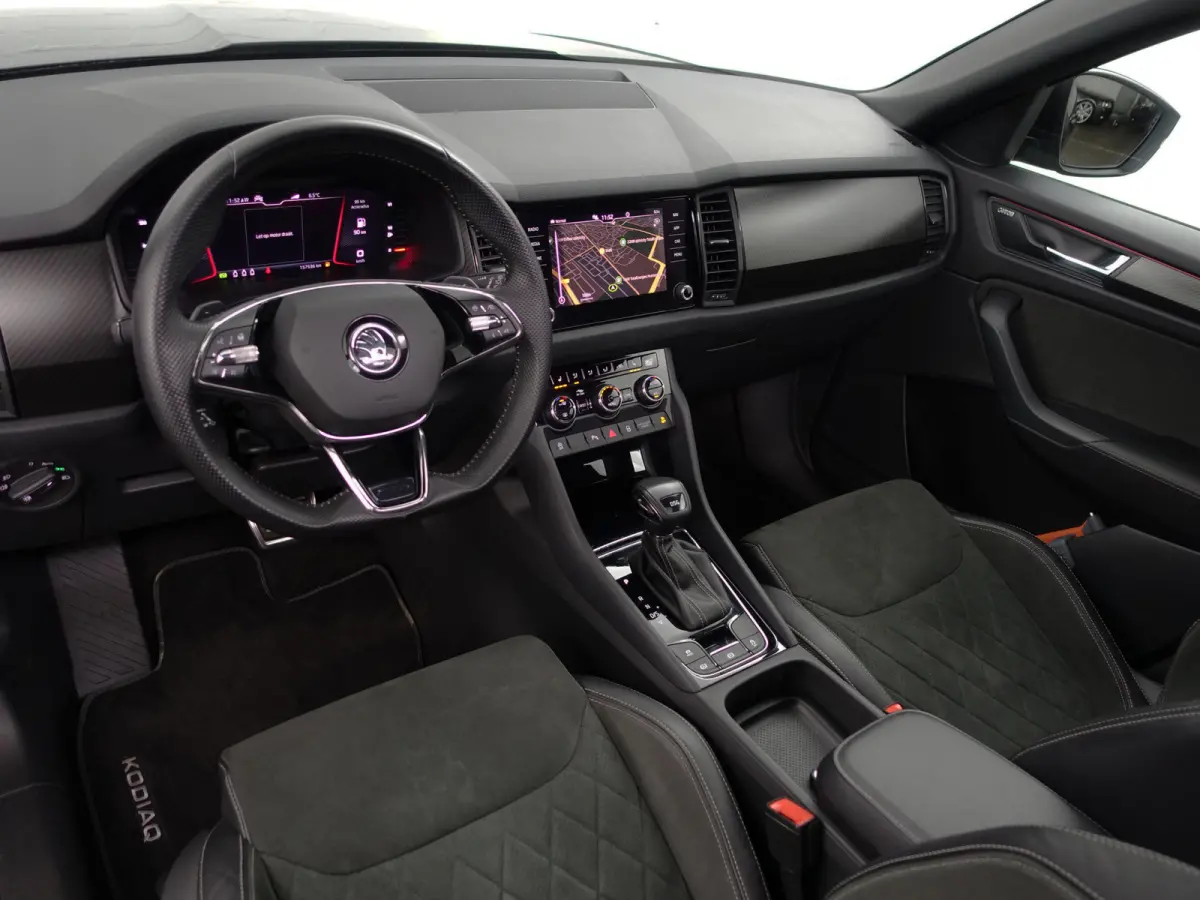 1.5 TSI Sportline Business Aut- Panoramadak, Sport Interieur, Canton Audio, Carbon, Memory Seats, Elek Trekhaak