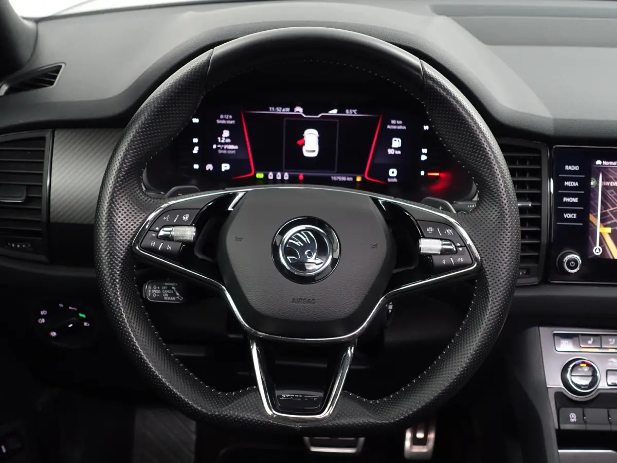 1.5 TSI Sportline Business Aut- Panoramadak, Sport Interieur, Canton Audio, Carbon, Memory Seats, Elek Trekhaak