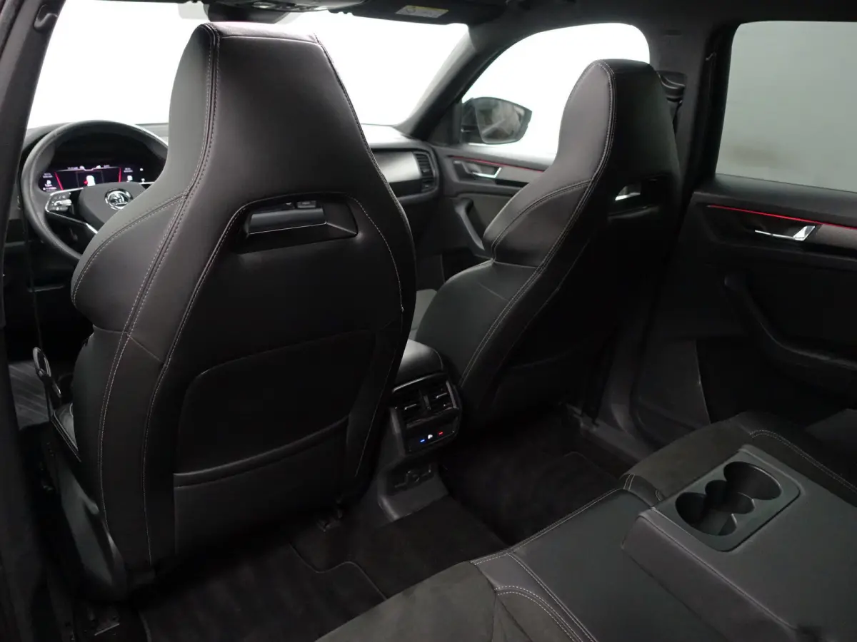 1.5 TSI Sportline Business Aut- Panoramadak, Sport Interieur, Canton Audio, Carbon, Memory Seats, Elek Trekhaak
