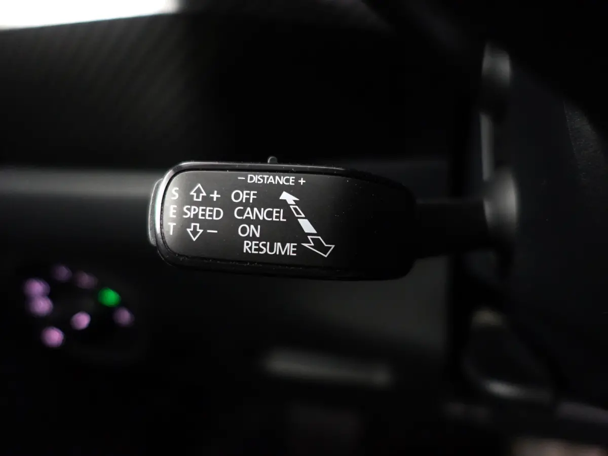 1.5 TSI Sportline Business Aut- Panoramadak, Sport Interieur, Canton Audio, Carbon, Memory Seats, Elek Trekhaak