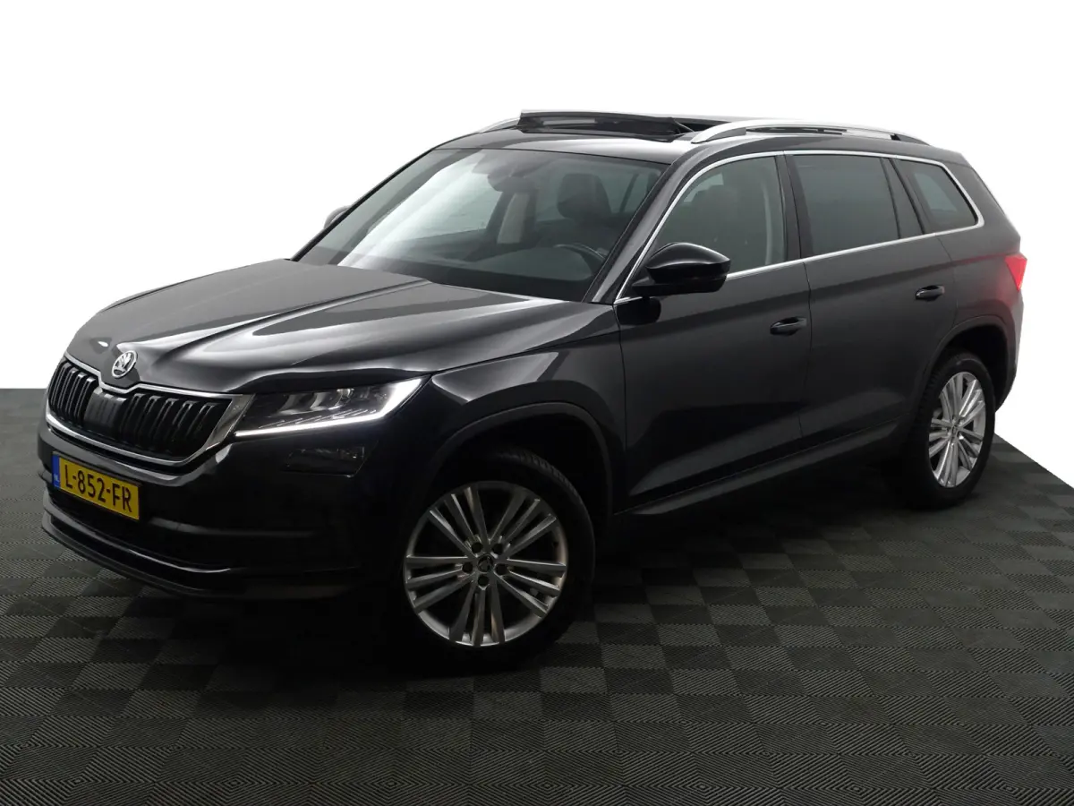 1.5 TSI Sportline Business Aut- Panoramadak, Carplay, Android Auto, Canton Audio, Camera, Keyless