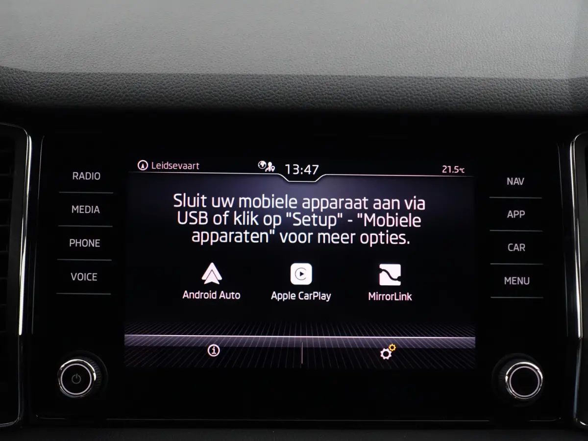 1.5 TSI Sportline Business Aut- Panoramadak, Carplay, Android Auto, Canton Audio, Camera, Keyless