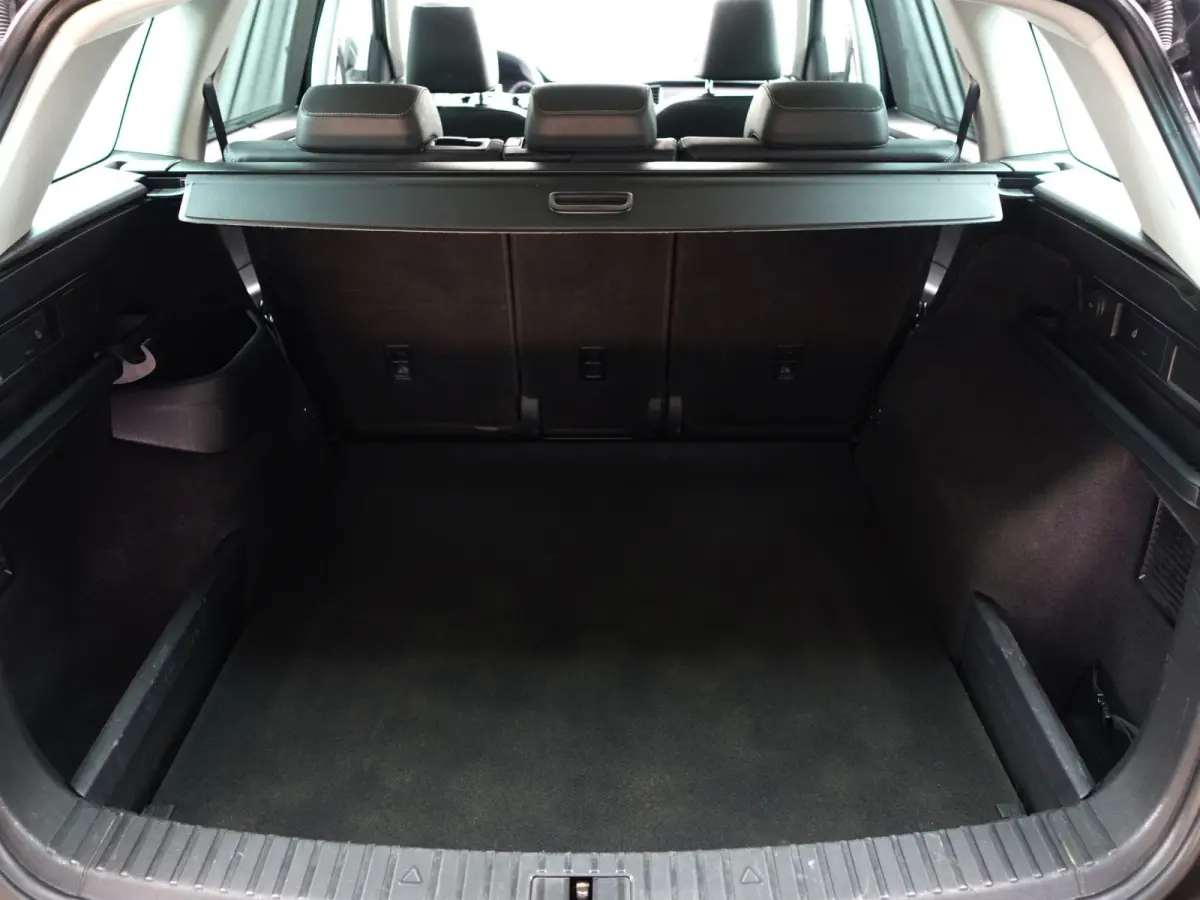 1.5 TSI Sportline Business Aut- Panoramadak, Carplay, Android Auto, Canton Audio, Camera, Keyless