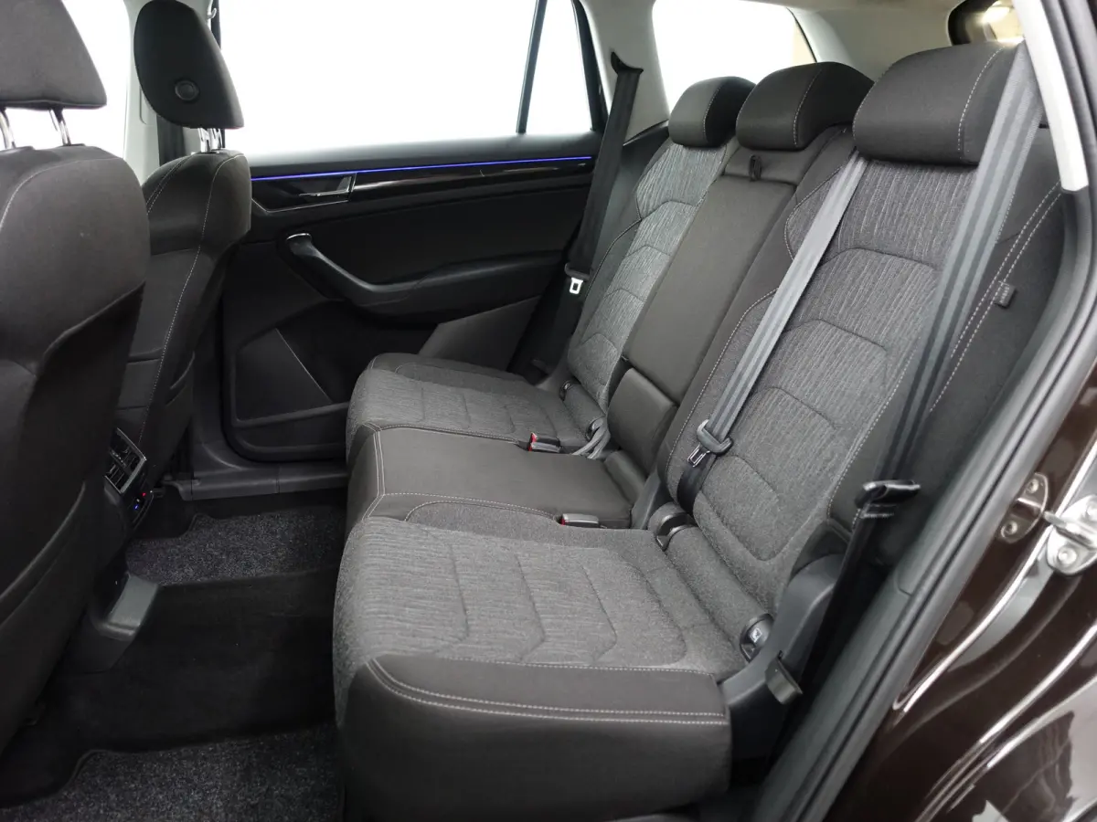 1.4 TSI Style Business Aut- Carplay, Android Auto, Sfeerverlichting, Memory, Canton Audio, 360 Camera