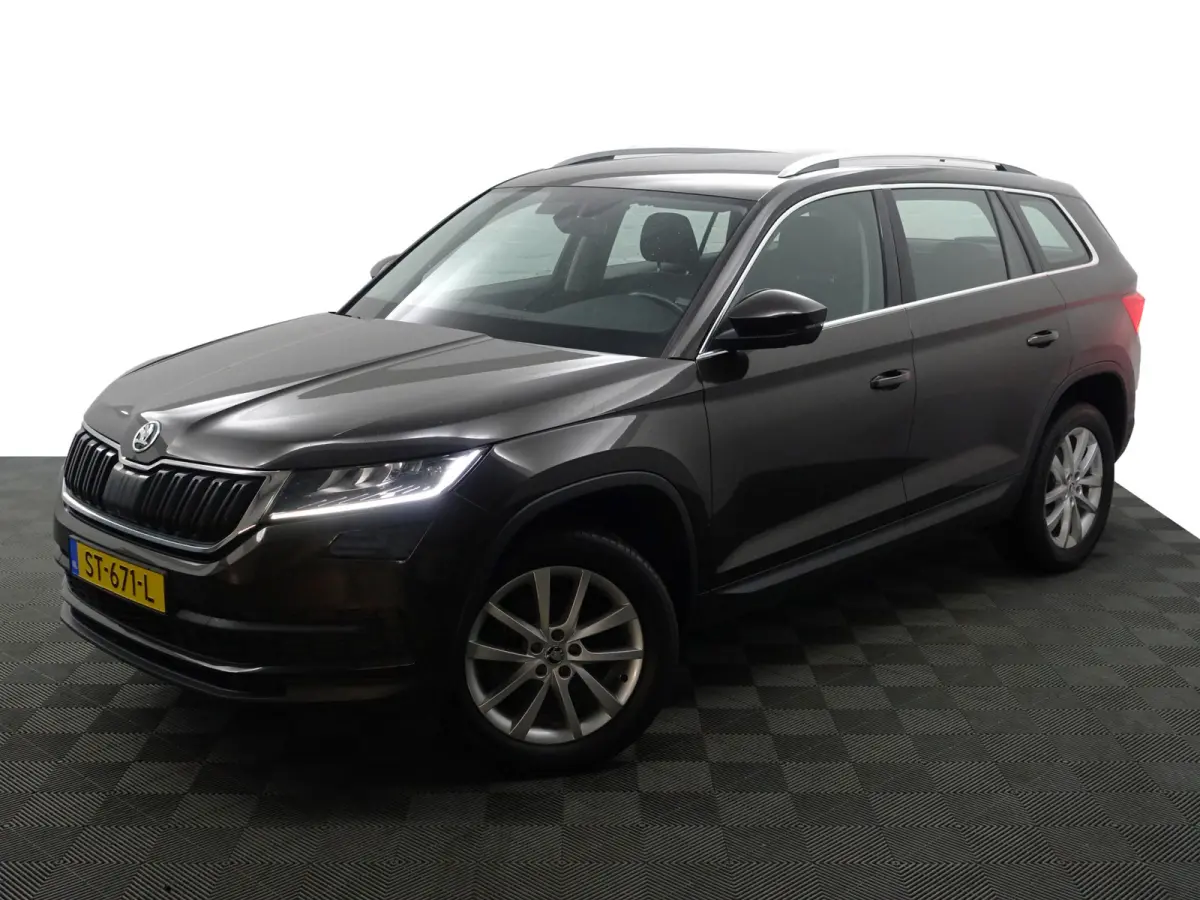 1.4 TSI Style Business Aut- Carplay, Android Auto, Sfeerverlichting, Memory, Canton Audio, 360 Camera