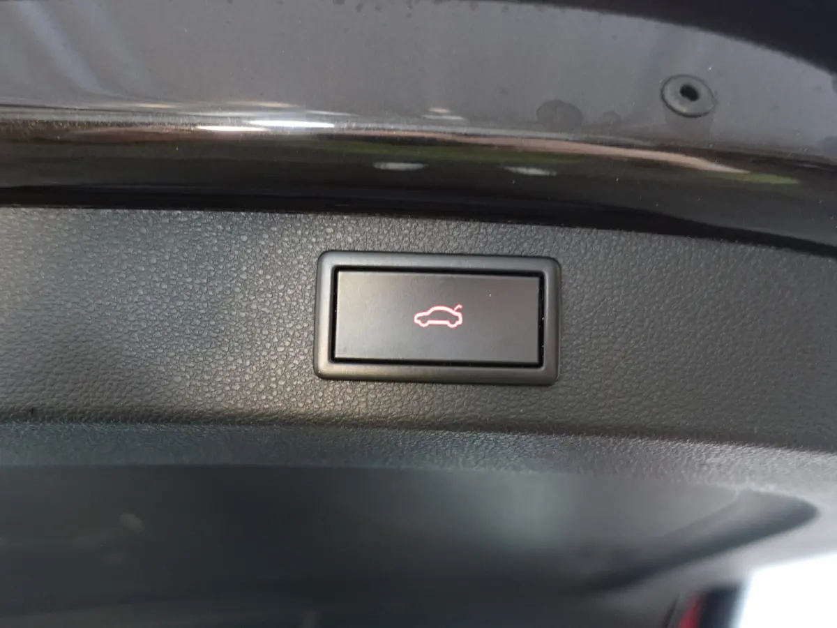 1.4 TSI Style Business Aut- Carplay, Android Auto, Sfeerverlichting, Memory, Canton Audio, 360 Camera
