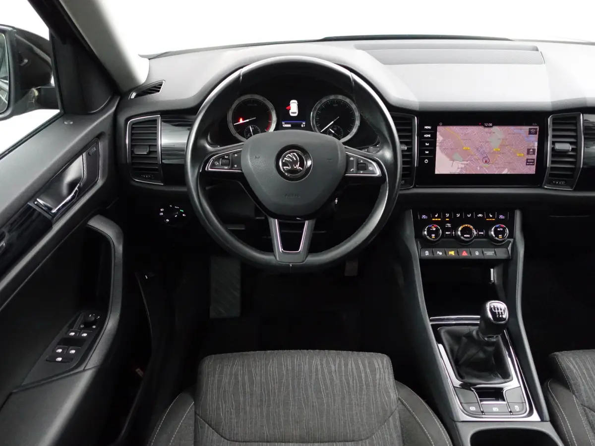 1.4 TSI Style Business Aut- Carplay, Android Auto, Sfeerverlichting, Memory, Canton Audio, 360 Camera