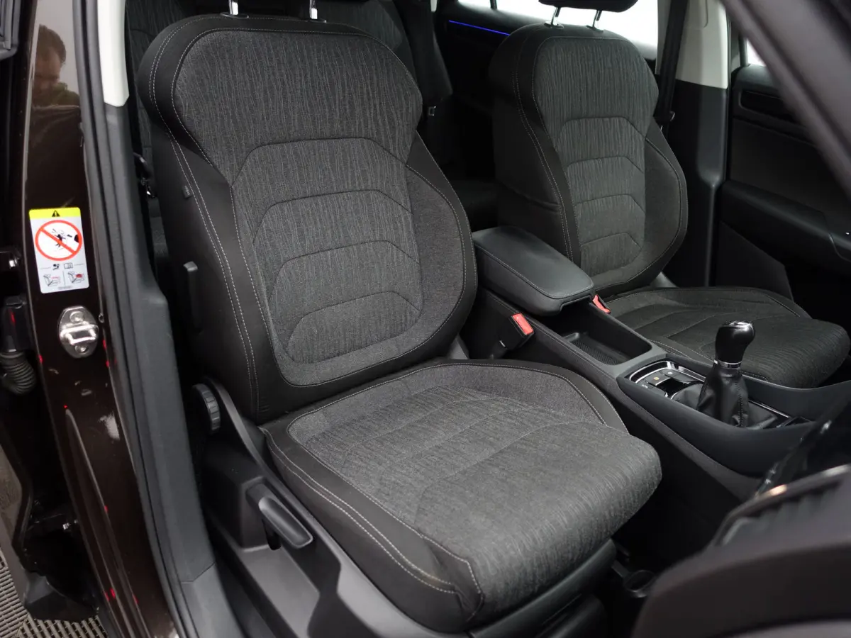 1.4 TSI Style Business Aut- Carplay, Android Auto, Sfeerverlichting, Memory, Canton Audio, 360 Camera