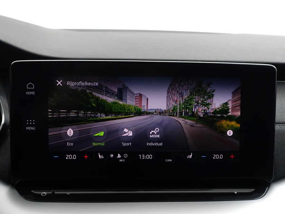 1.0 e-TSI Business Edition Plus Aut- Dynamic Select, Camera, Lane Assist, Sfeerverlichting, CarPlay, Android Auto, Stoelverwarming