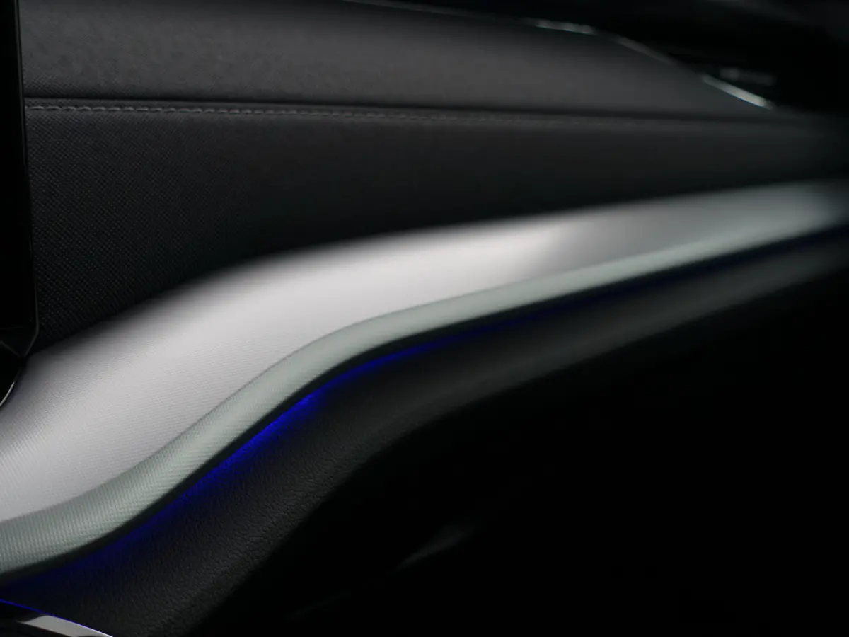 1.0 e-TSI Business Edition Plus Aut- Carplay, Sfeerverlichting, Virtual Cockpit, Ada Cruise, Dynamic Select, Sport Interieur