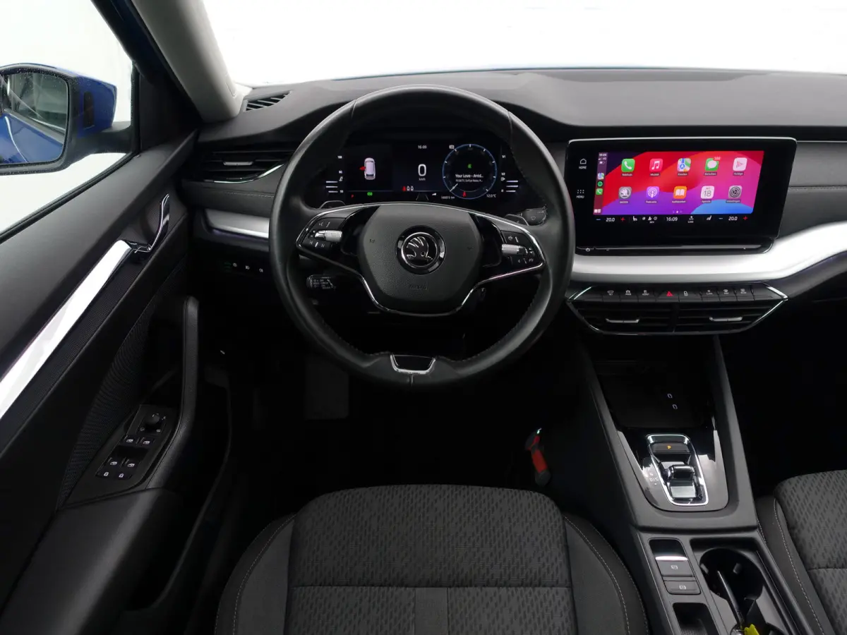 1.0 e-TSI Business Edition Plus Aut- Carplay, Sfeerverlichting, Virtual Cockpit, Ada Cruise, Dynamic Select, Sport Interieur