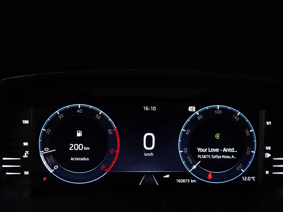 1.0 e-TSI Business Edition Plus Aut- Carplay, Sfeerverlichting, Virtual Cockpit, Ada Cruise, Dynamic Select, Sport Interieur