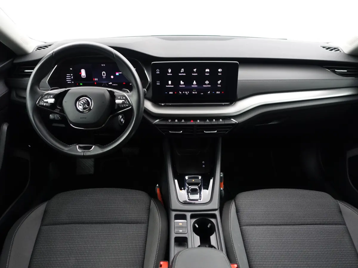 1.0 e-TSI Business Edition Aut- Stuur/Stoelverwarming, Carplay, Android Auto, Sfeerverlichting, Camera, Ada Cruise