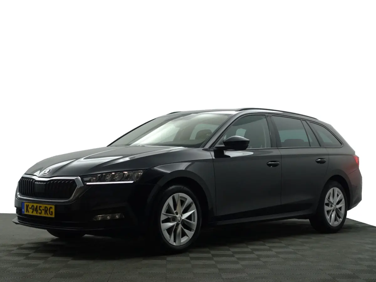1.0 e-TSI Business Edition Aut- Stuur/Stoelverwarming, Carplay, Android Auto, Sfeerverlichting, Camera, Ada Cruise