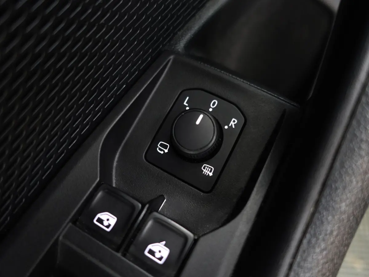 1.0 e-TSI Business Edition Aut- Stuur/Stoelverwarming, Carplay, Android Auto, Sfeerverlichting, Camera, Ada Cruise