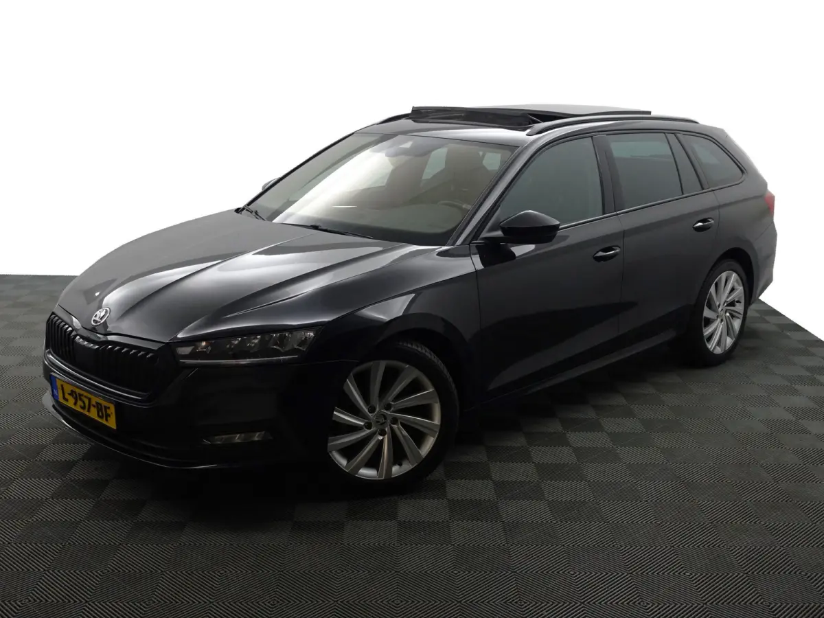 1.0 e-TSI Business Edition Plus Aut- Panoramadak, Sport Interieur, Sfeerverlichting, Xenon Led, Dynamic Select, CarPlay