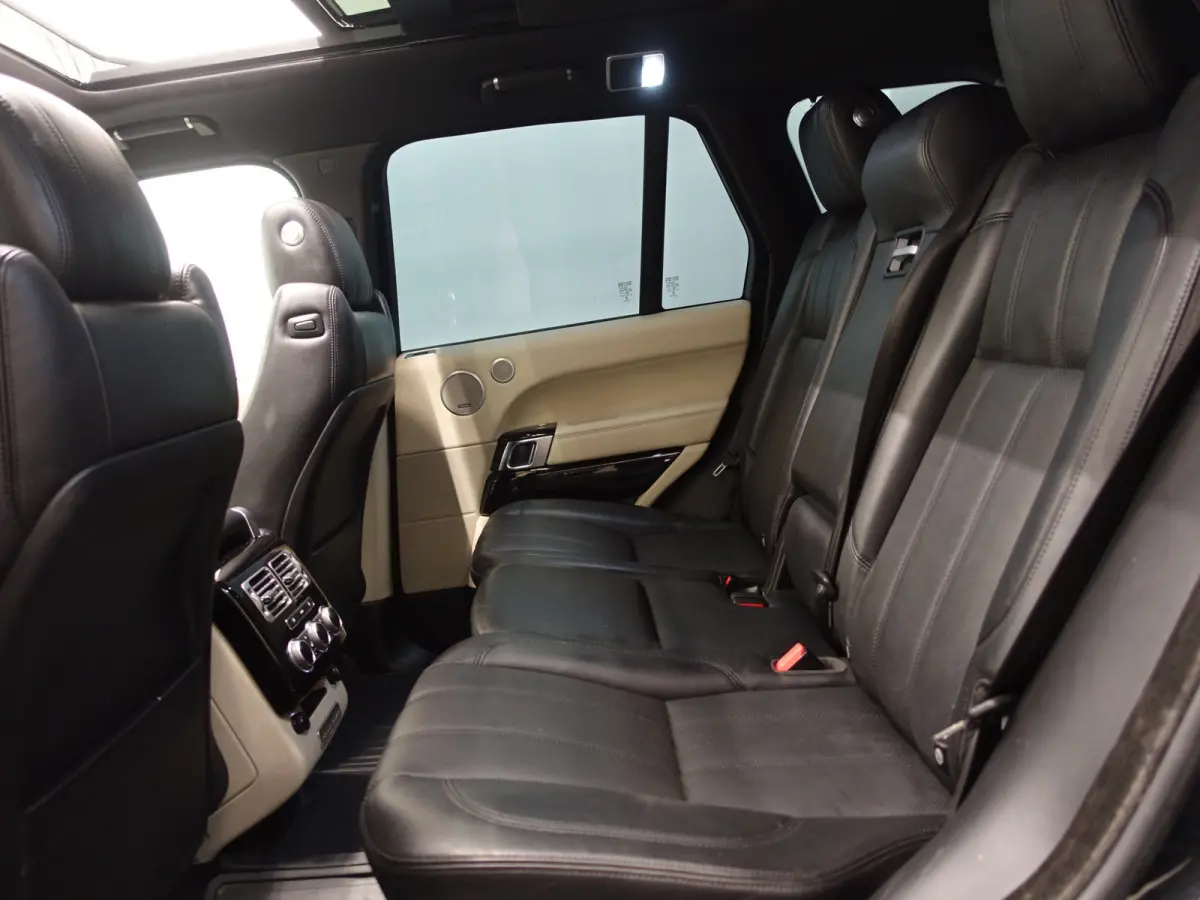 3.0 TDV6 Vogue Autobiography Aut- Panoramadak, Bi Colour Leder Interieur, Meridian Premium Audio, Stoelventilatie