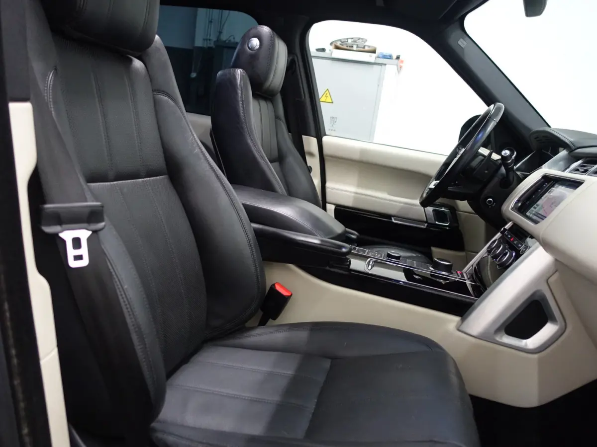 3.0 TDV6 Vogue Autobiography Aut- Panoramadak, Bi Colour Leder Interieur, Meridian Premium Audio, Stoelventilatie