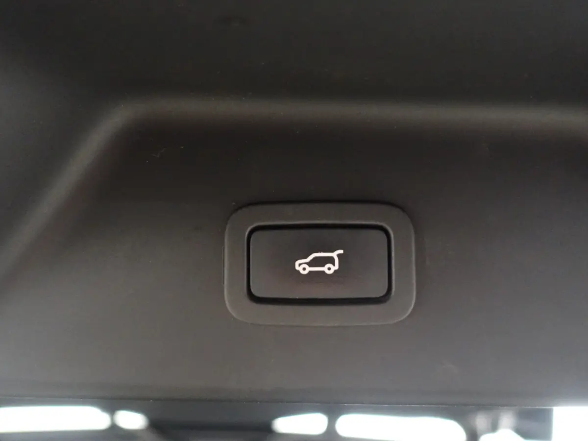 3.0 TDV6 Vogue Autobiography Aut- Panoramadak, Bi Colour Leder Interieur, Meridian Premium Audio, Stoelventilatie