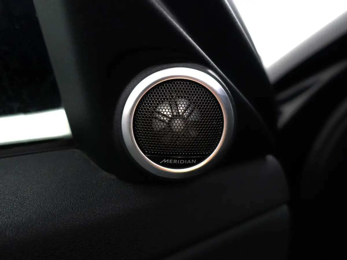 2.0 P200 AWD R-Dynamic HSE Panoramadak, Carplay, Android Auto, Sfeerverlichting, Stuur/Stoelverwarming, Memory