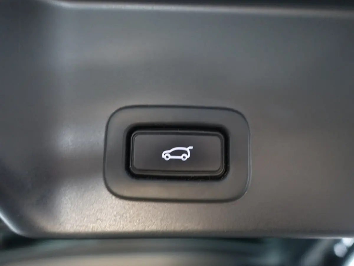 2.0 P200 AWD R-Dynamic HSE Panoramadak, Carplay, Android Auto, Sfeerverlichting, Stuur/Stoelverwarming, Memory