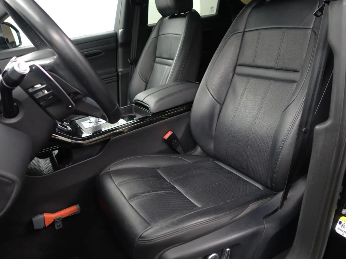 1.5 P300e AWD R-Dynamic HSE- Panoramadak, Carplay, 360 Camera, 360 Camera, Dual View, Xenon Led