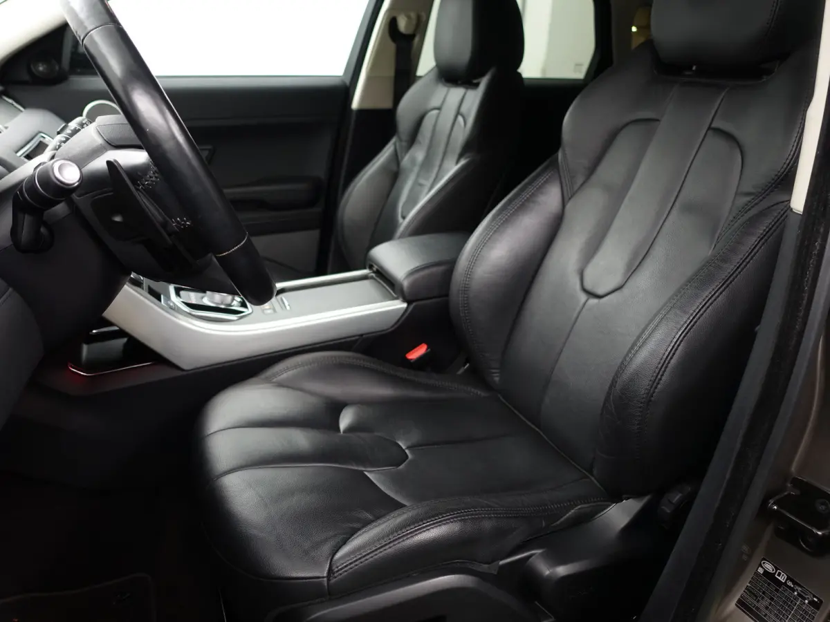 2.0 Si 4WD Prestige Business Edition Aut- Two Tone, Sfeerverlichting, Meridian audio, Camera, Stuur/Stoelverwarming